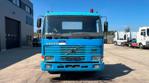 Volvo--FL 7 - 260