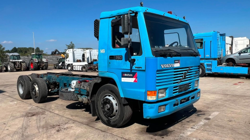 Volvo--FL 7 - 260