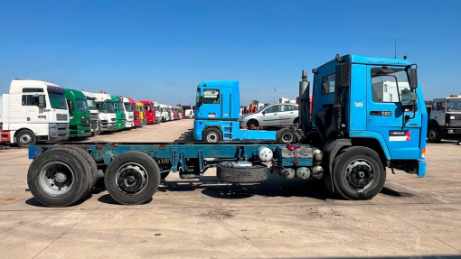 Volvo--FL 7 - 260