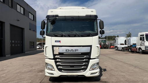 DAF--XF 440