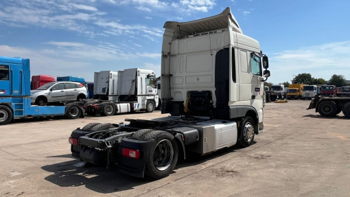 DAF--XF 440