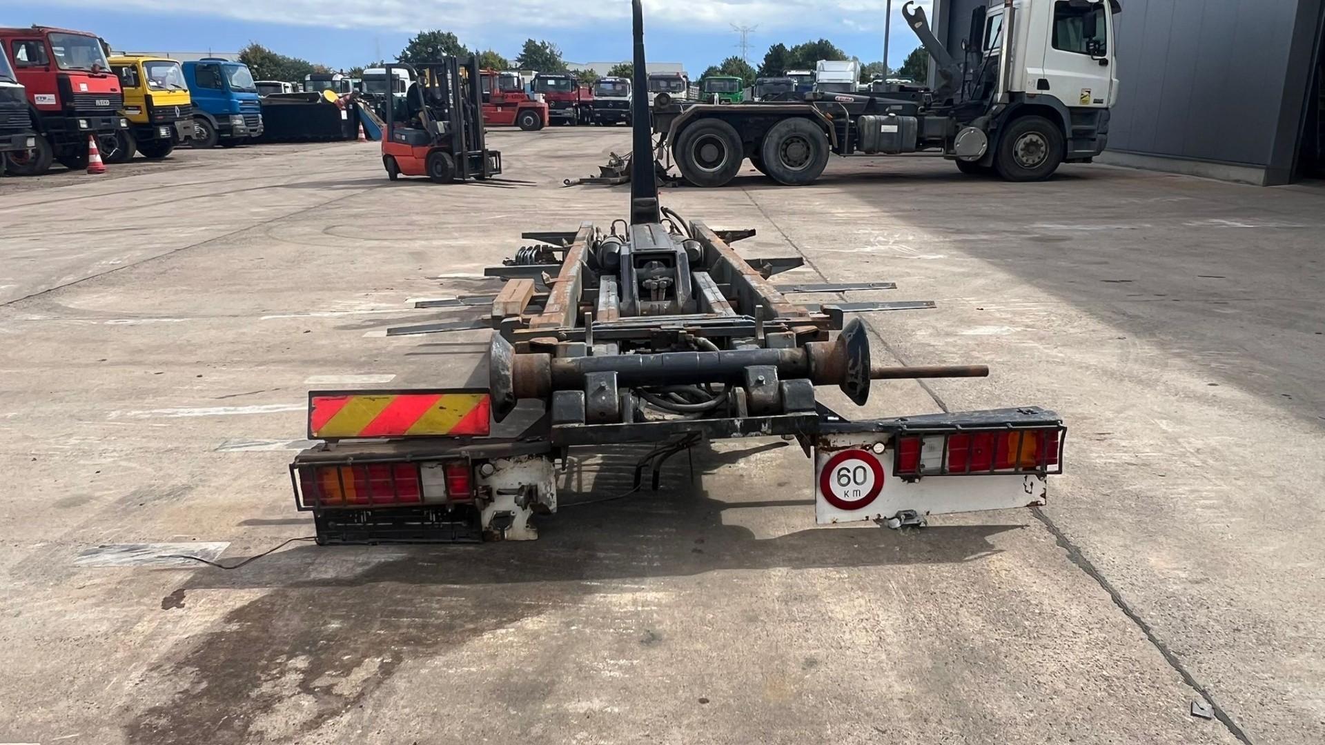 AJK HOOKLIFT / CONTAINER / AMPLIROL