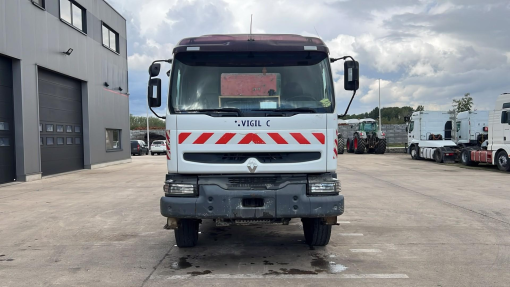 Renault--KERAX 420