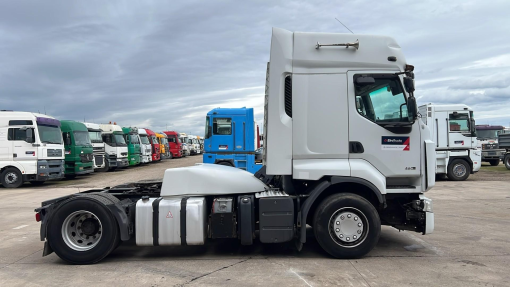 Renault--Premium 460 DXI