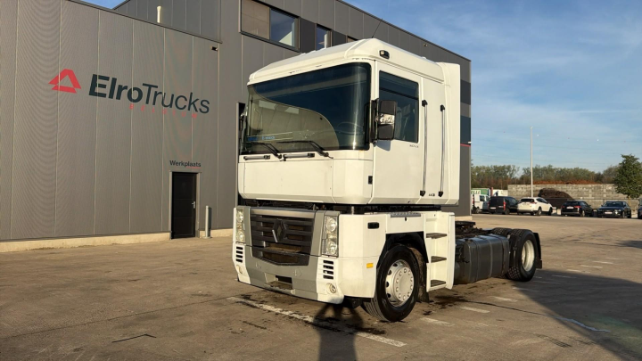 Renault--Magnum 440 DXI