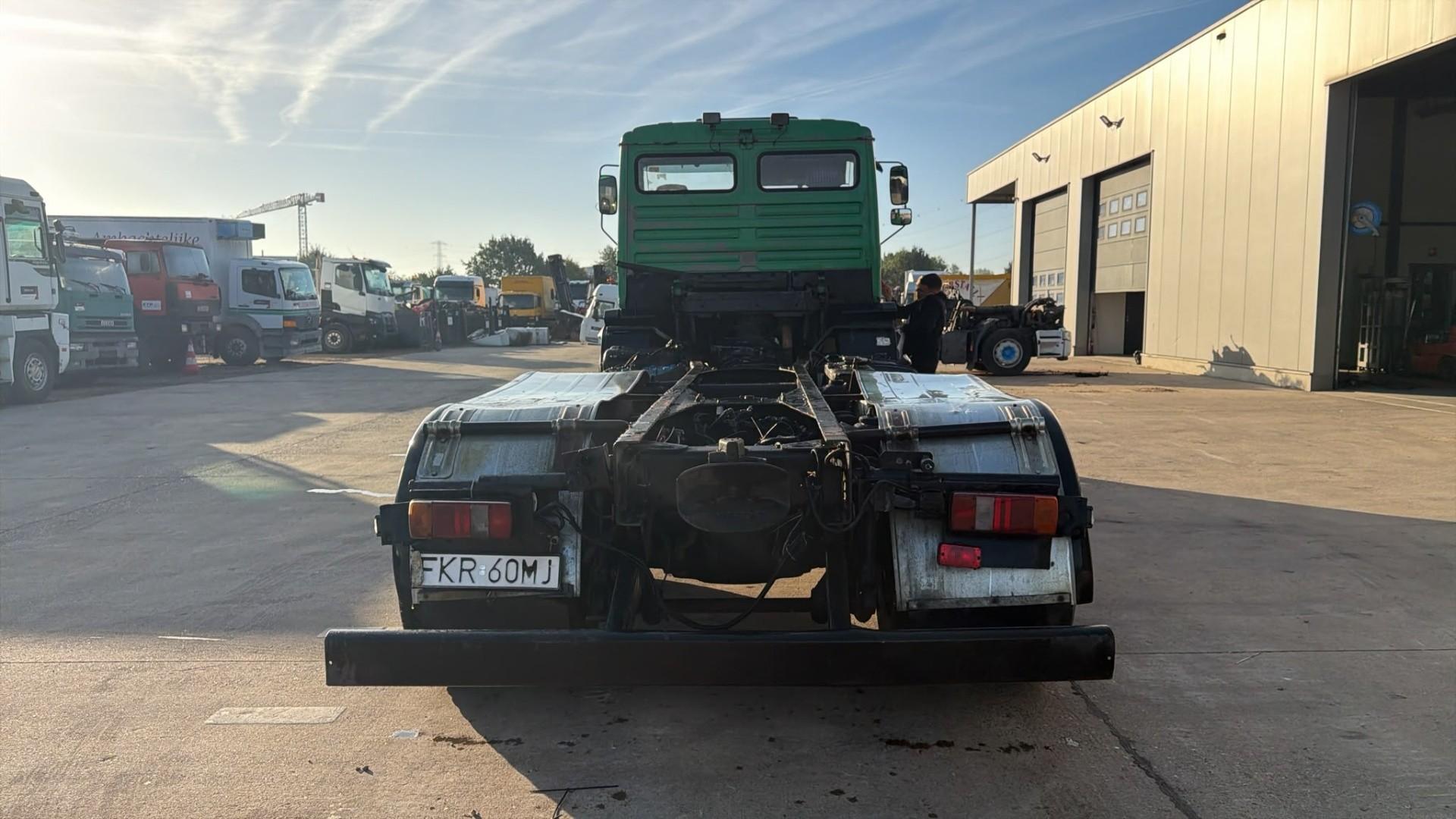 MAN 26.272