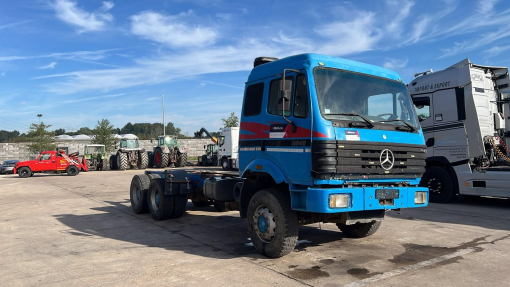 Mercedes-Benz--Actros 2648
