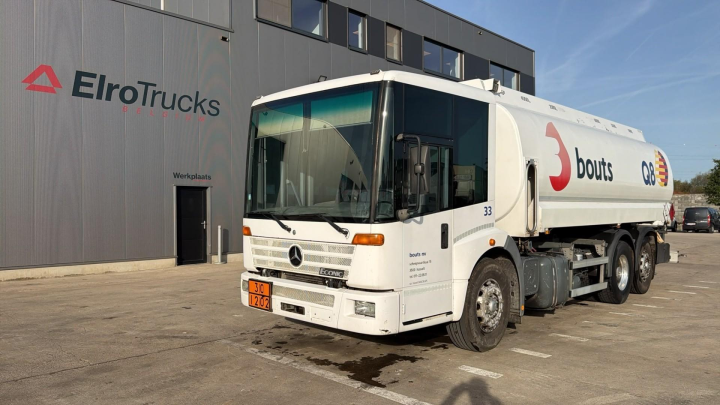 Mercedes-Benz--Econic 2633
