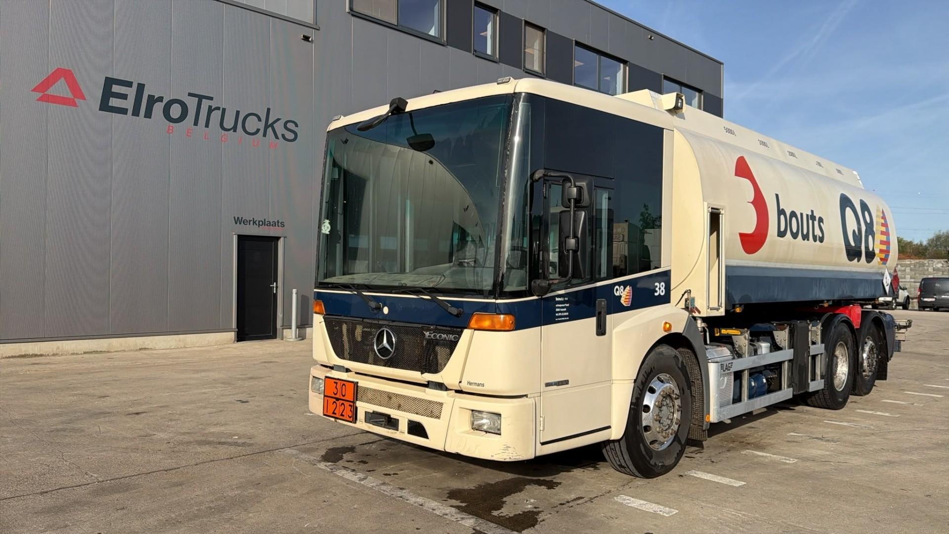 Mercedes-Benz--Econic 2633