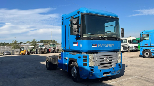 Renault--AE 440 Magnum E-tech