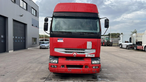 Renault--Premium 420