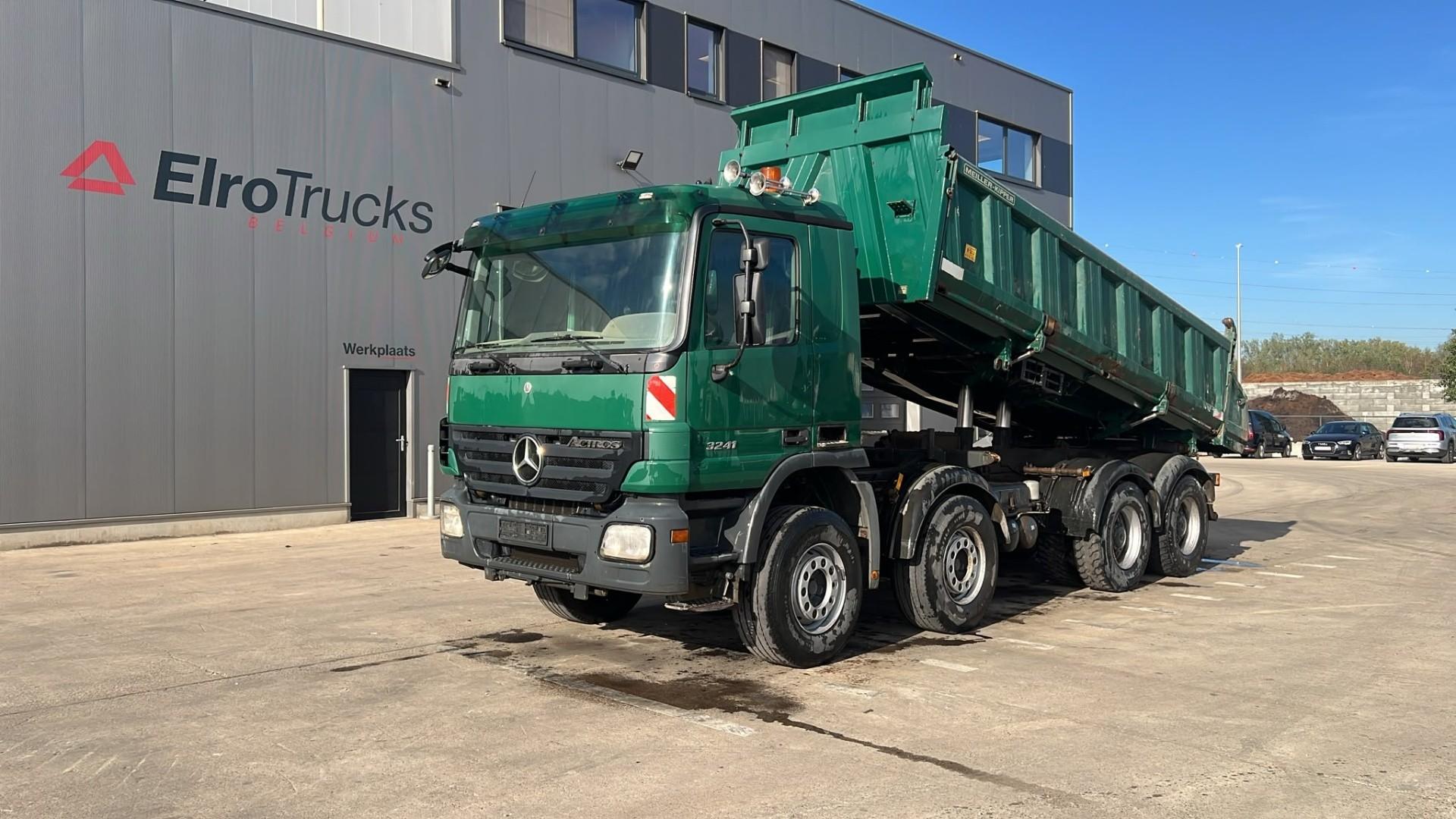 Mercedes-Benz--actros 3241