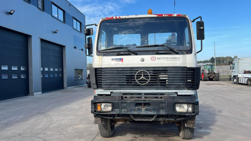Mercedes-Benz--SK 3234