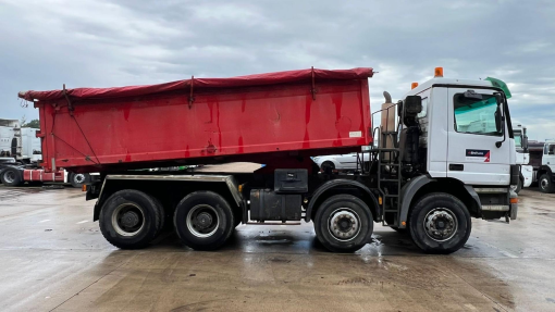 Mercedes-Benz--Actros 3240