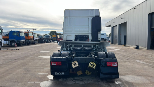 DAF--XF 460