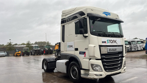 DAF--XF 460