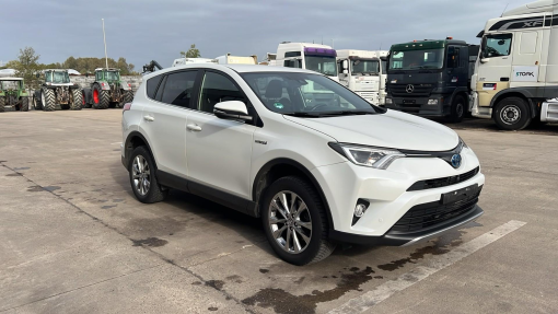 Toyota-RAV4-