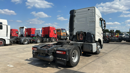 Volvo--FH 460