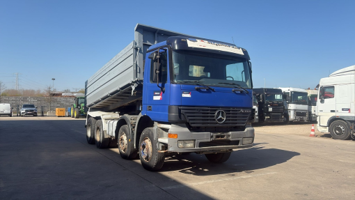 Mercedes-Benz--ACTROS 3243