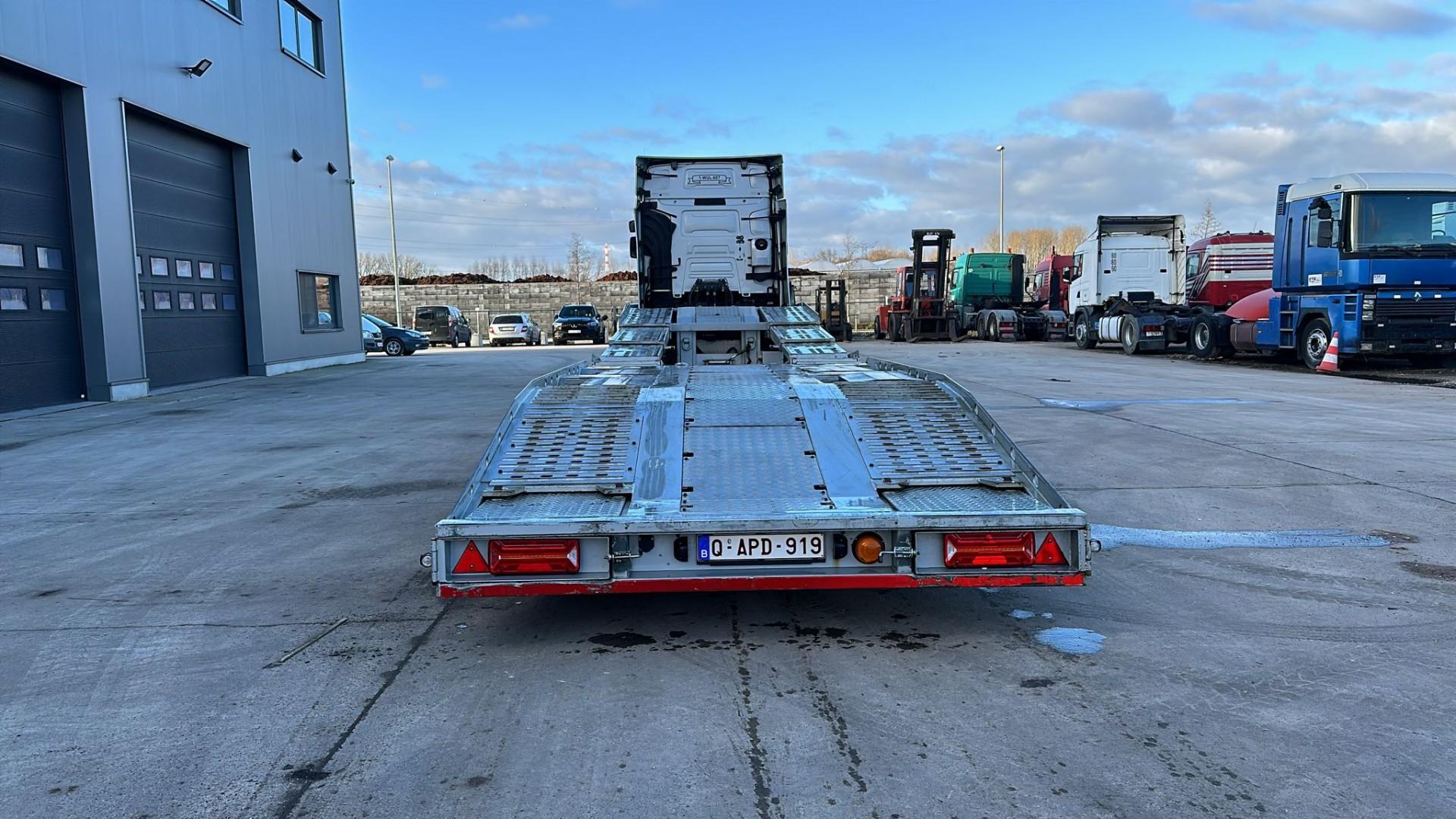 VS-MONT VSAT02
