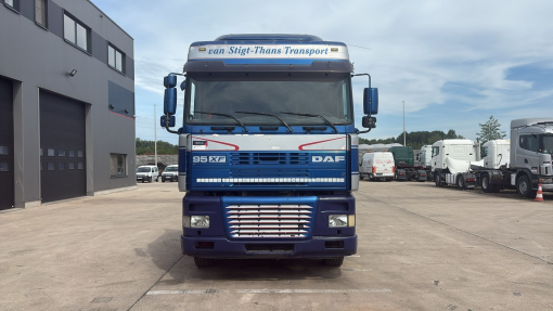 DAF--95 XF 380
