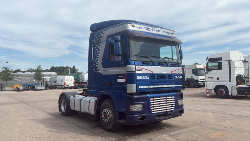 DAF--95 XF 380