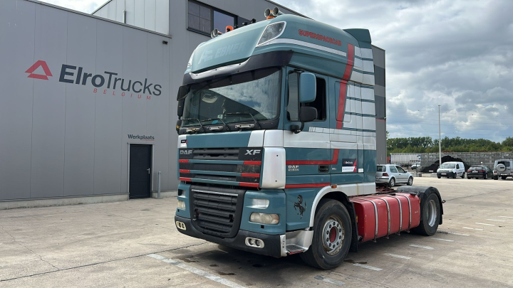 DAF--105 XF 460