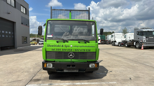 Mercedes-Benz--SK 814