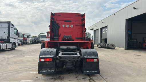 Renault--T 460