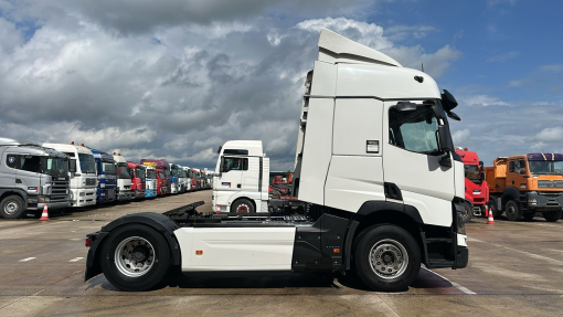 Renault--T440