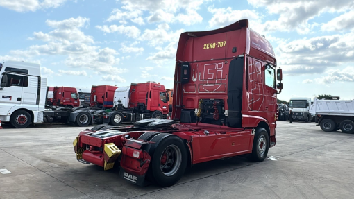DAF--XF 440