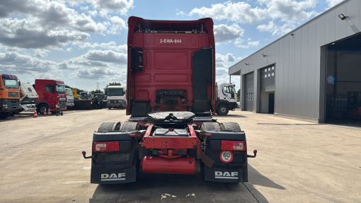 DAF--XF 460