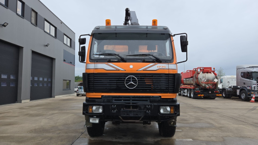 Mercedes-Benz--SK 1735