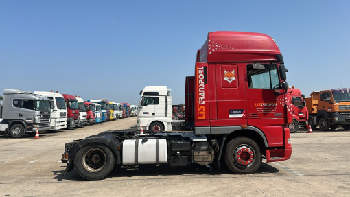 DAF--105 XF 460