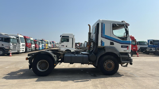 Renault--KERAX 420