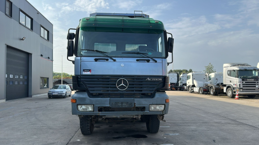 Mercedes-Benz--Actros 4143