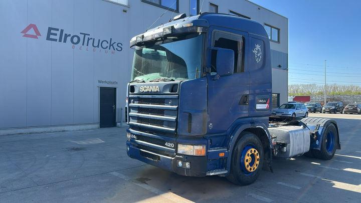 Scania--124-420