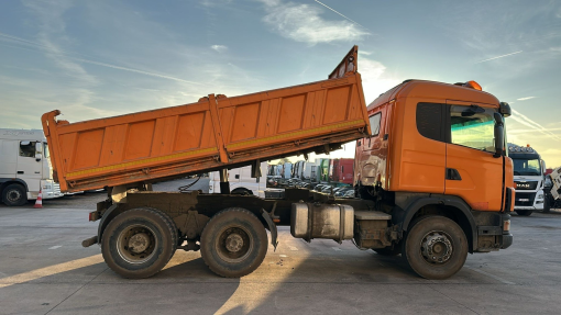Scania--144-460