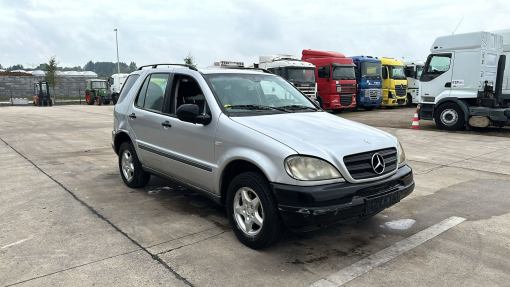 Mercedes-Benz-M-Klasse-ML 270 CDI