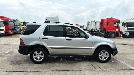 Mercedes-Benz-M-Klasse-ML 270 CDI