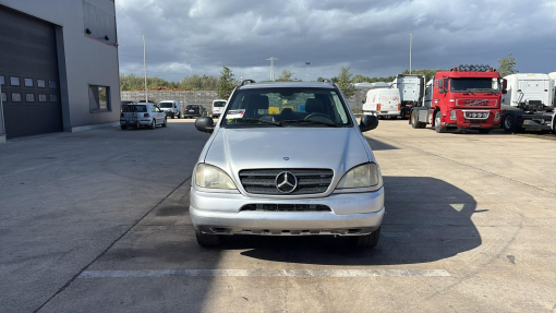 Mercedes-Benz-M-Klasse-ML 270 CDI