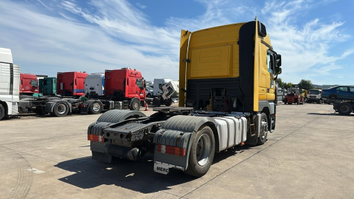 Mercedes-Benz--Actros 1841