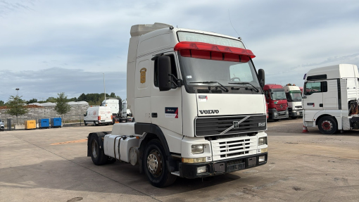 Volvo--FH 12.420