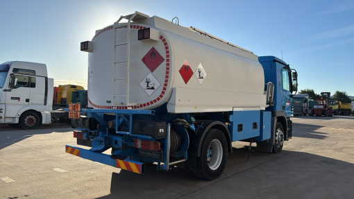 Mercedes-Benz--actros 1844