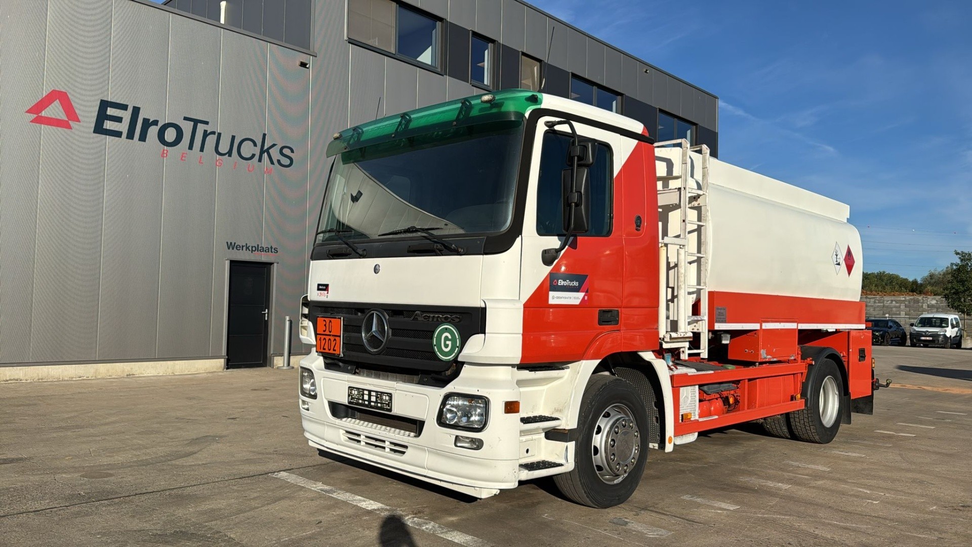 Mercedes-Benz--Actros 1841