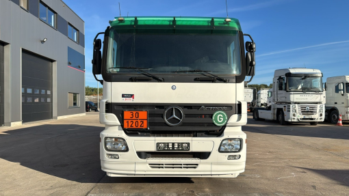 Mercedes-Benz--Actros 1841