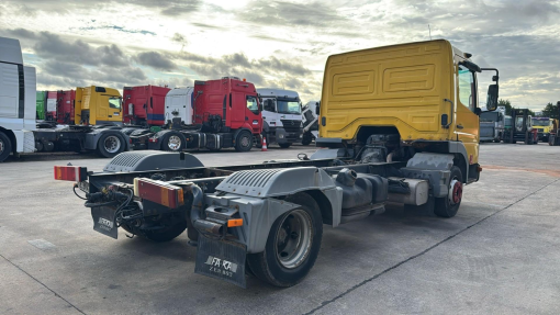 Mercedes-Benz--Atego 815