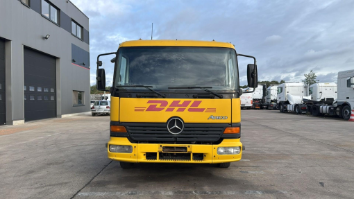 Mercedes-Benz--Atego 815