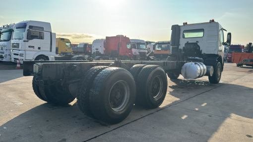 Volvo--FM 10 - 320