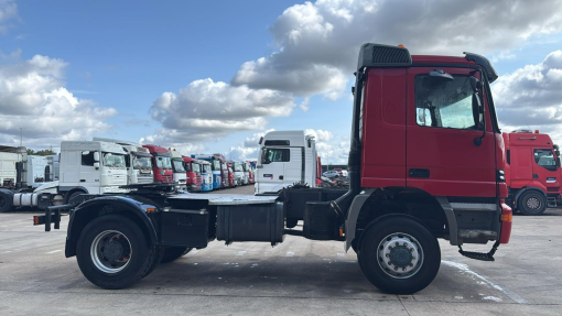 Mercedes-Benz--Actros 1840